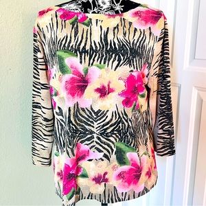 Christina Hope women’s top Size L NWOT